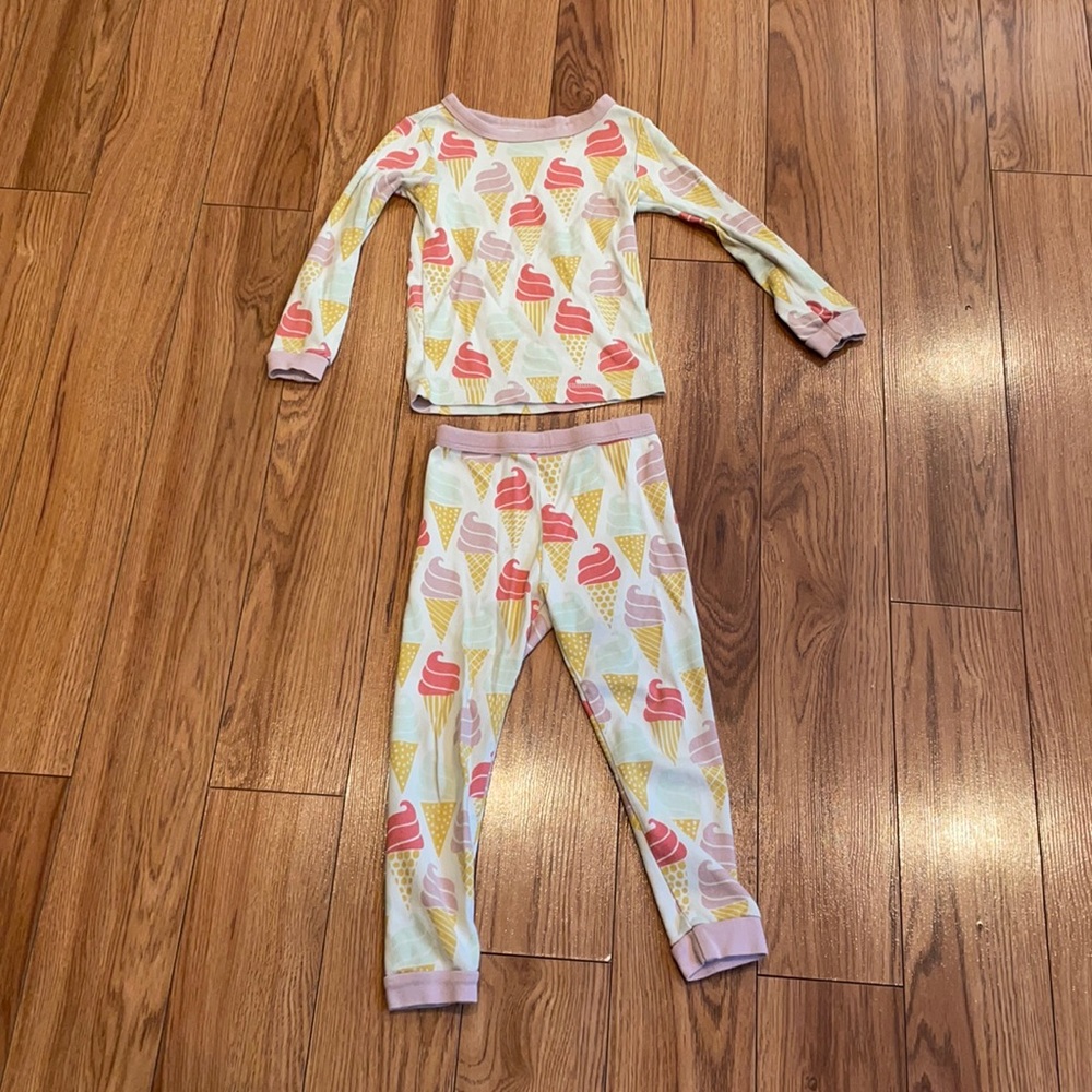 Tea Collection ice cream pajamas